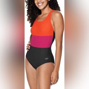 Speedo Ultraback One Piece Women's Swimsuit in Spicy Orange Colorblock Size M